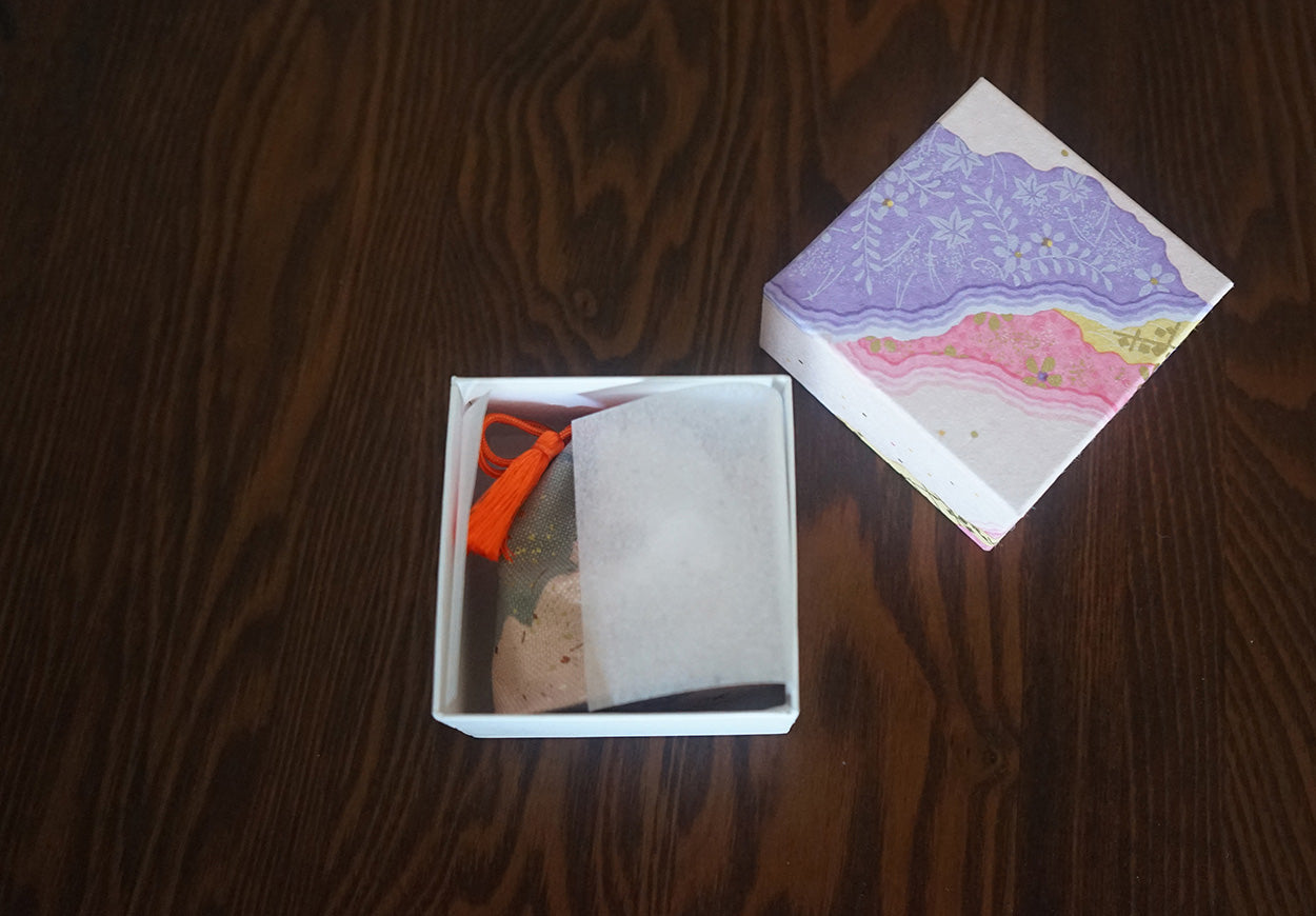 큐쿄도 (Kyukyodo) _ 향 주머니