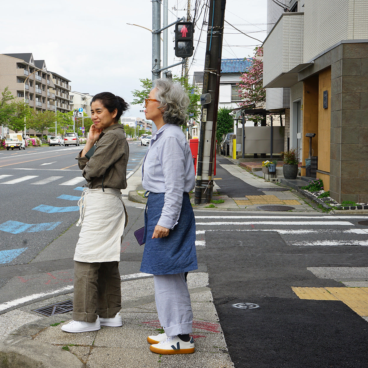 리넨 카고 점프수트 (카키그린) (~4월 26일까지 주문가능)